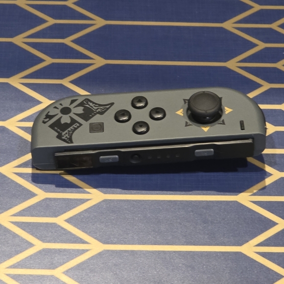 Nintendo Switch Left Joycon Monster Hunter - Excellent Condition - Picture 3 of 11